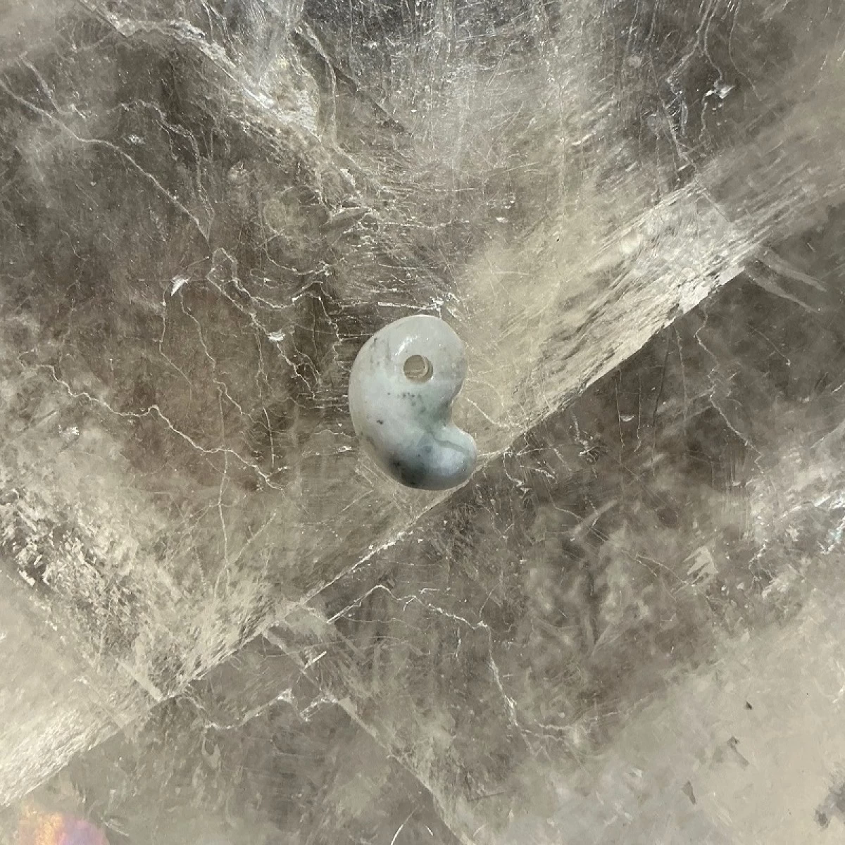 糸魚川翡翠勾玉(10mm)-R624-1