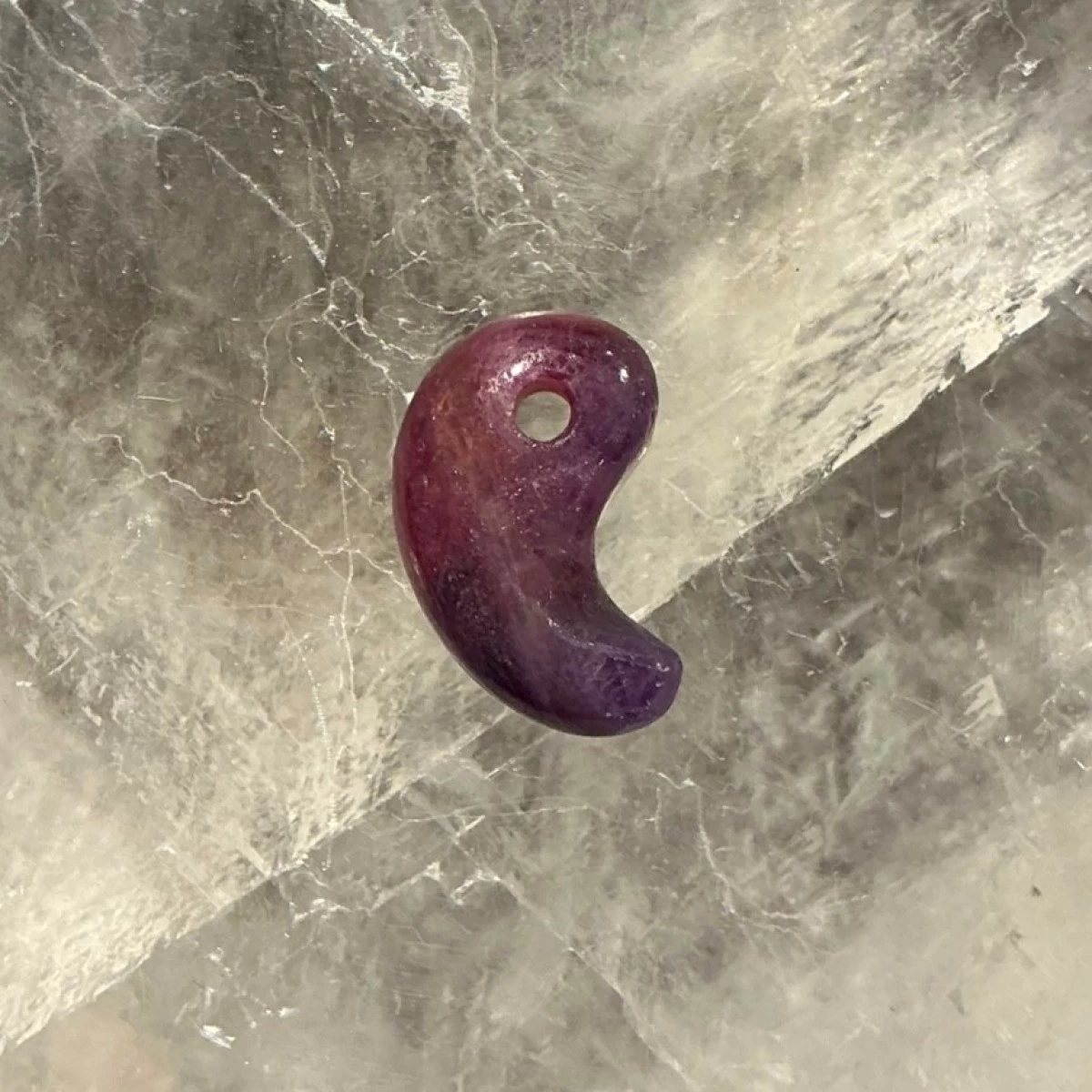 ルビー(ぷっくり型)
